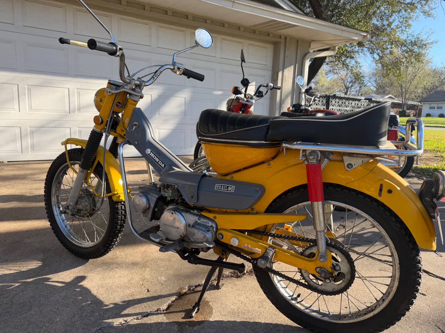1968 Honda CT90 (1 of 2)